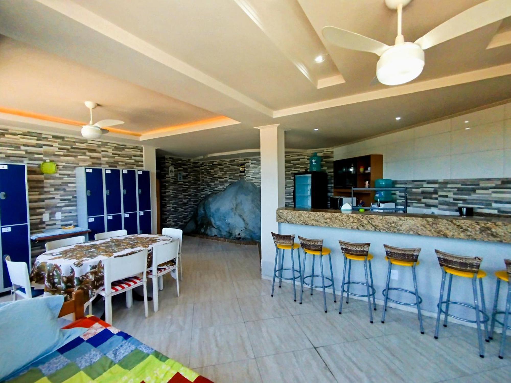 Hostel Casa Da Pedra Арраял-ду-Кабу Экстерьер фото