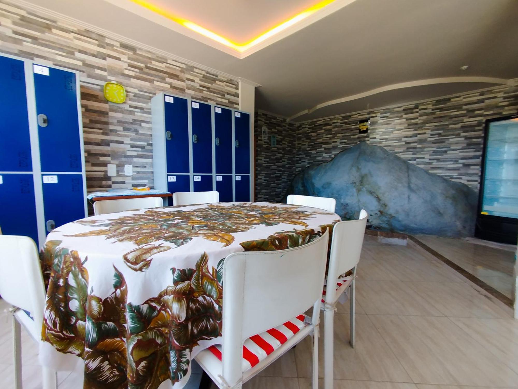 Hostel Casa Da Pedra Арраял-ду-Кабу Экстерьер фото